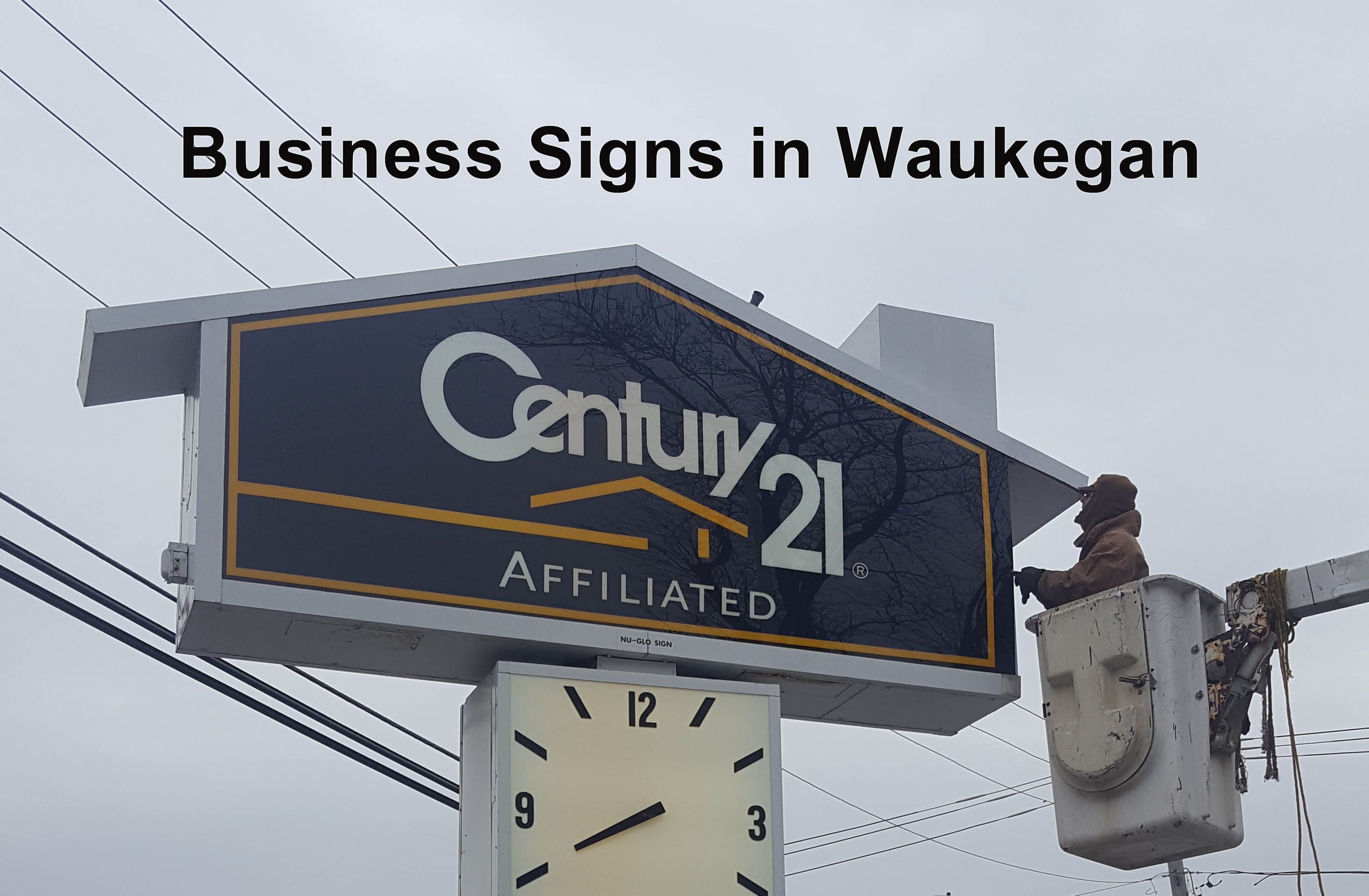 Business Signs in Waukegan